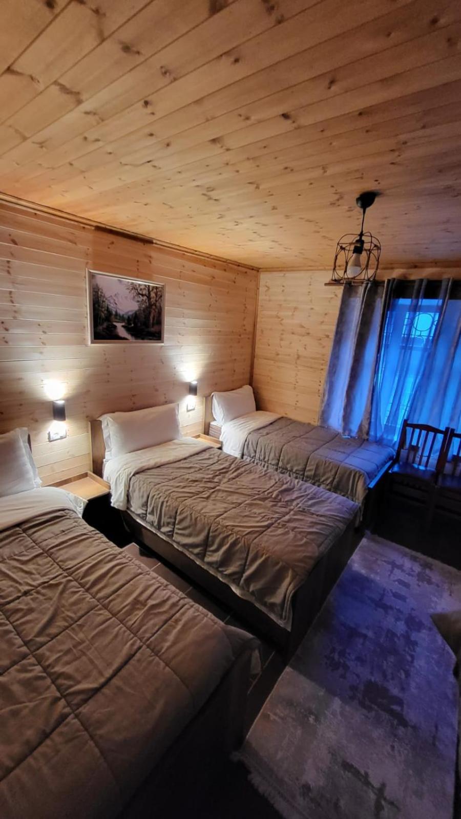 Bed and Breakfast Bujtina Pllumi Тети Номер фото