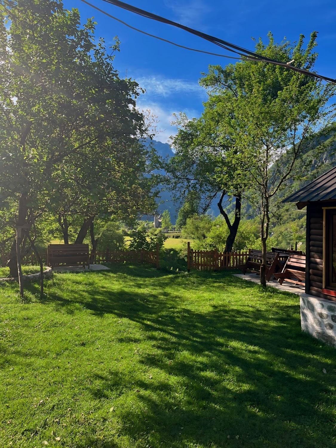Bed and Breakfast Bujtina Pllumi Тети Экстерьер фото
